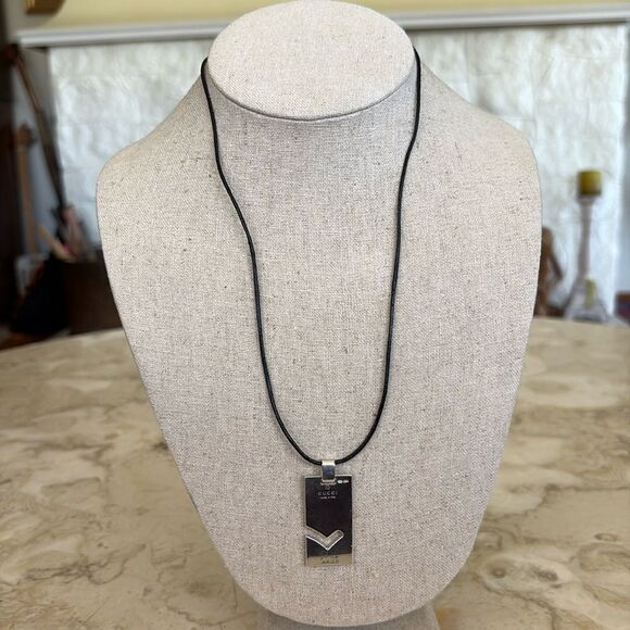 Gucci 925 Sterling Silver Aries Dog Tag Leather Cord Unisex Necklace - Picture 4 of 6